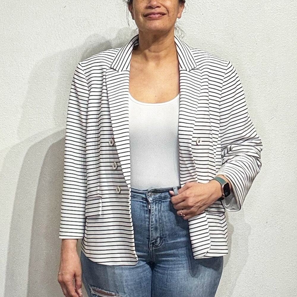 Kasper White Striped Open Front Blazer Sz 16